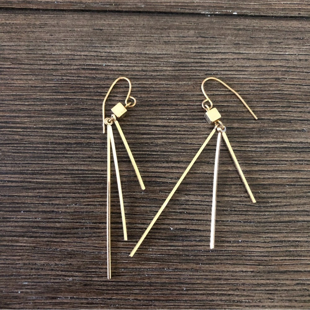Gold minimalist dangle fishhook earrings
